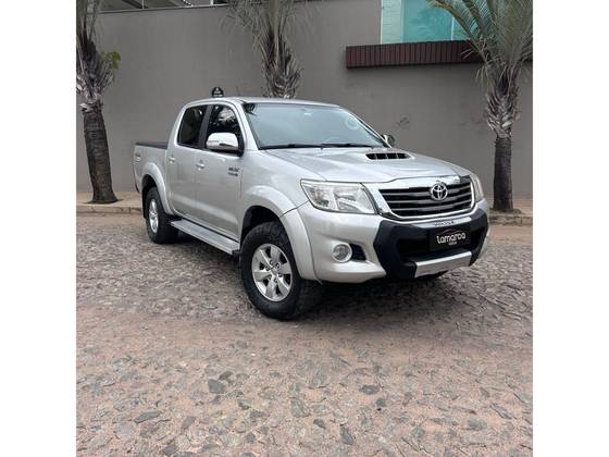 TOYOTA HILUX 3.0 SRV 4X4 CD 16V TURBO INTERCOOLER DIESEL 4P AUTOMÁTICO TOYOTA HILUX 3.0 SRV 4X4 CD 16V TURBO INTERCOOLER DIESEL 4P AUTOMÁTICO